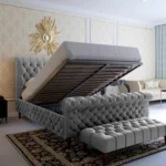 Chesterfield Royale Sleigh Bed